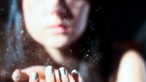 WEB GIRL LIGHT FACE HAND cc Ashley Rose Flickr